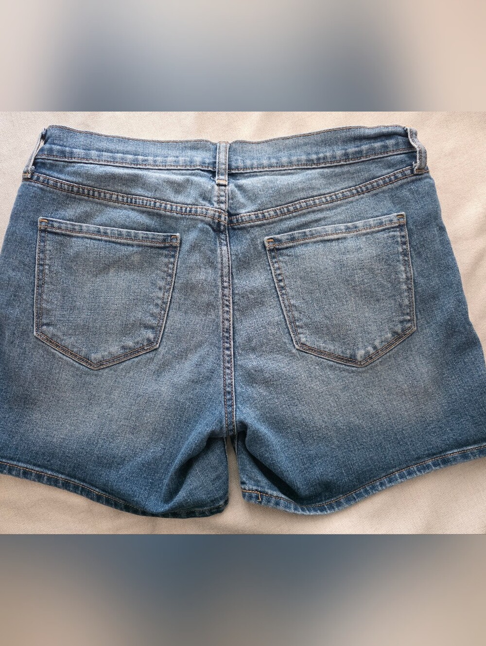 Old Navy Blue Distressed Boyfriend Jeans  Denim Shorts‎ Vintage Mid Rise Size 8 - Picture 5 of 12